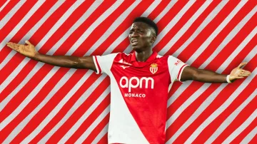 Lamine Camara revela bastidores da transferência de R$ 327 milhões que frustrou Chelsea