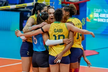 Vôlei feminino: Brasil garante vaga em Los Angeles 2028 e foca em ano sem lesões